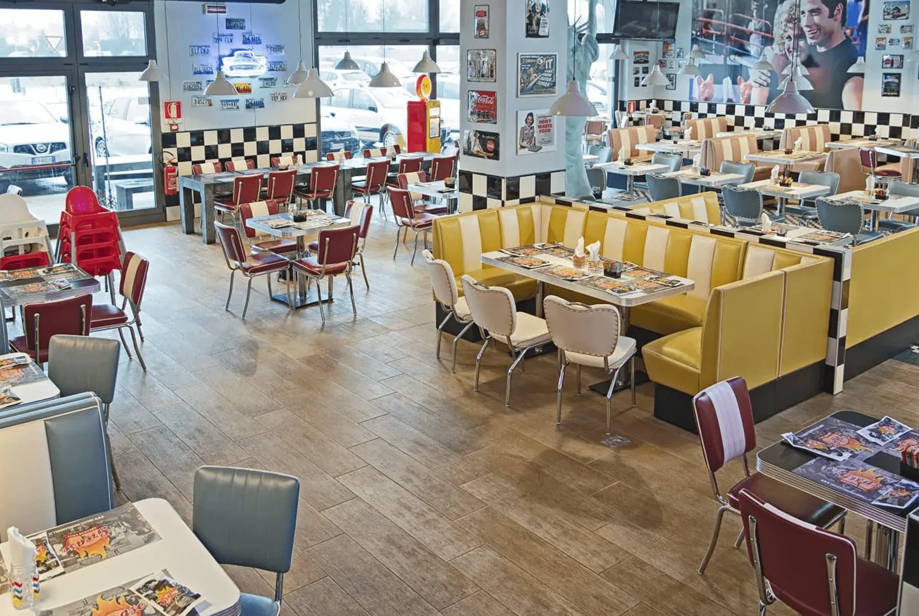 Showroom - anteprima